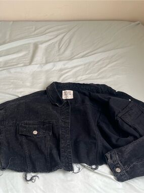 Black Cropped Denim Jacket